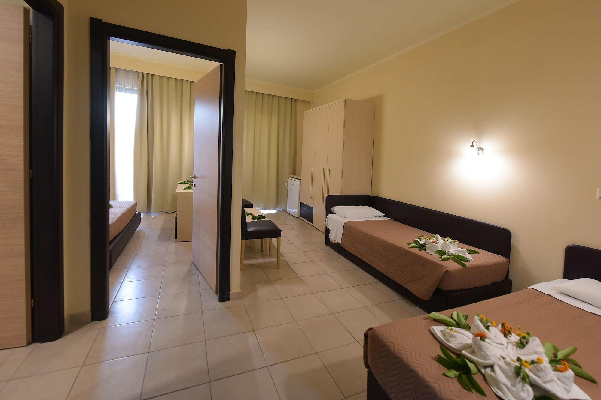 Santa Helena Hotel Ялисос Екстериор снимка