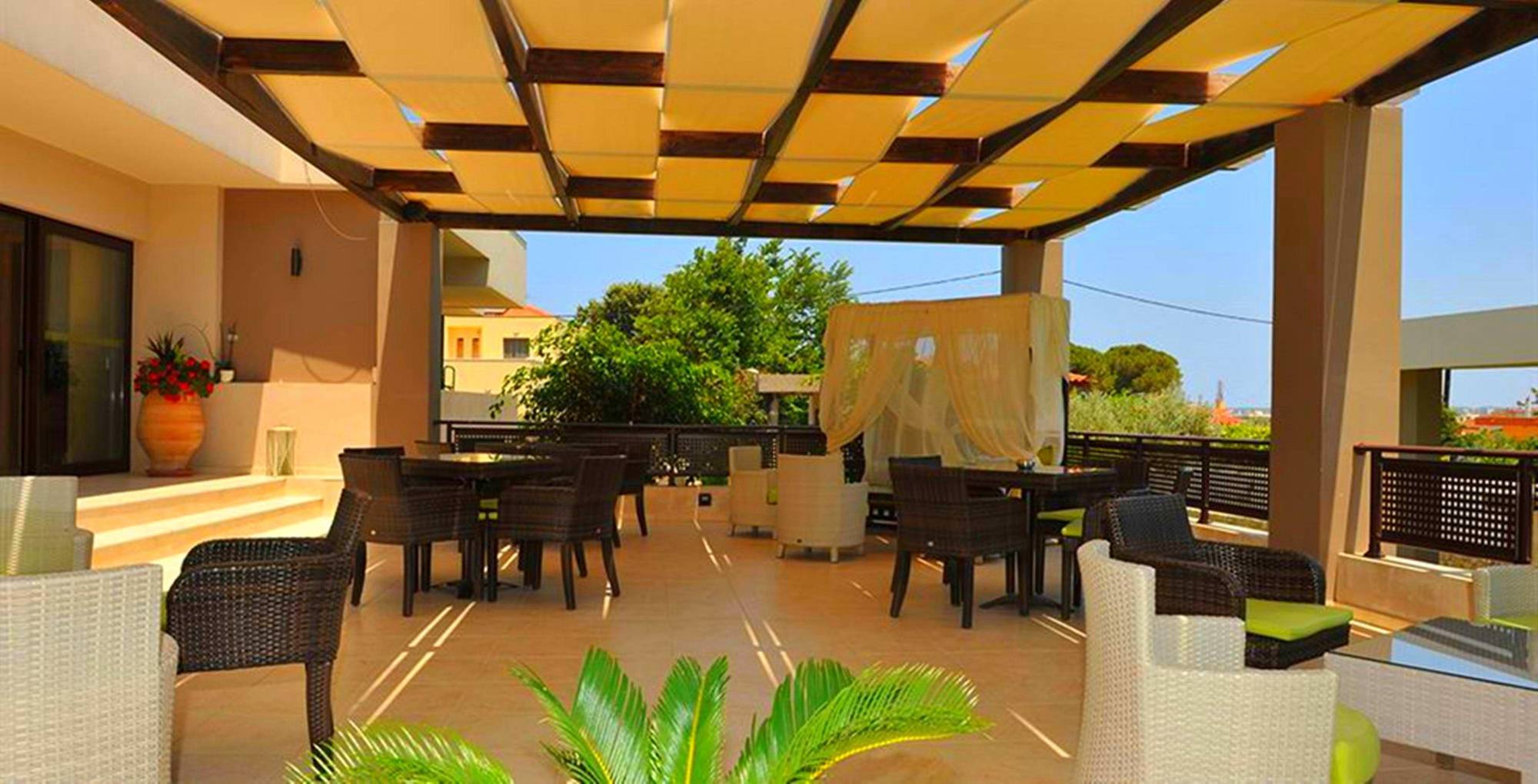 Santa Helena Hotel Ялисос Екстериор снимка